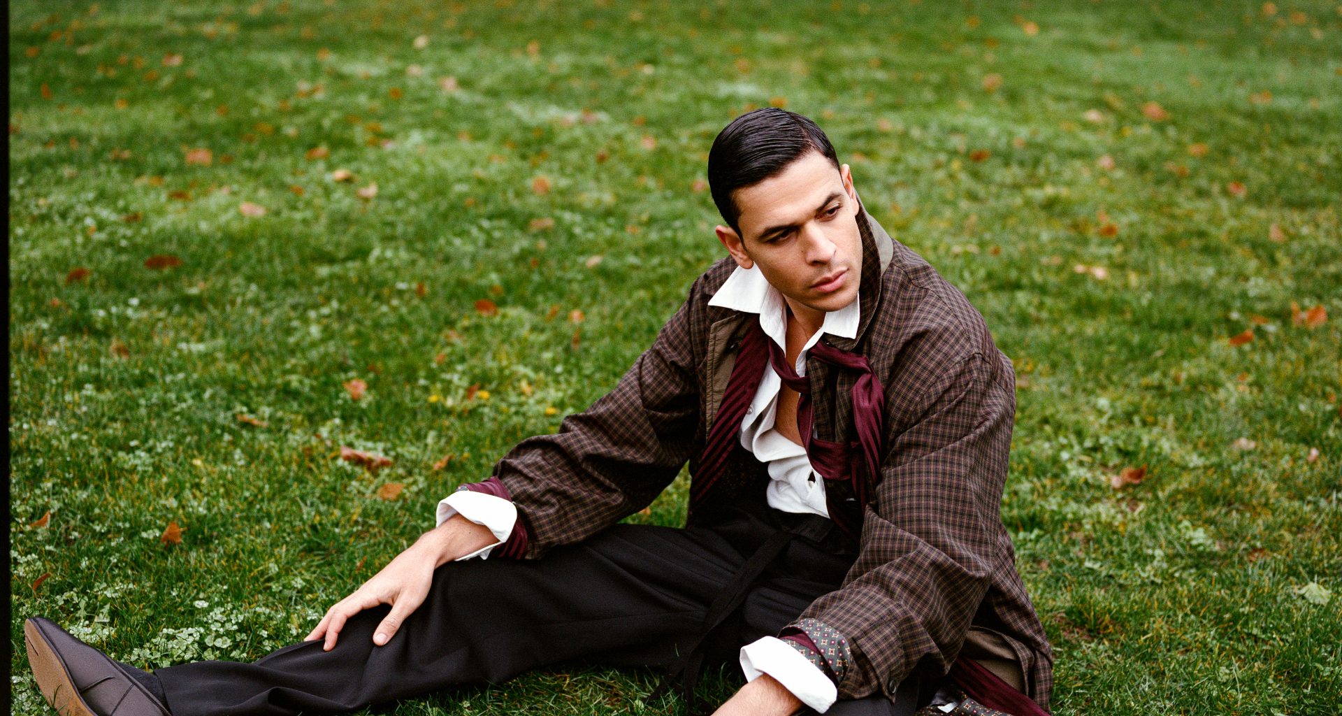 MAGNETIC, AUTHENTIC, MODERN: ALI LATIF IS THE PROTAGONIST OF THE NEW DIGITAL COVER MAGNETIC, AUTHENTIC, MODERN: ALI LATIF IS THE PROTAGONIST OF THE NEW DIGITAL COVER Vanity Teen 虚荣青年 Lifestyle & new faces magazine