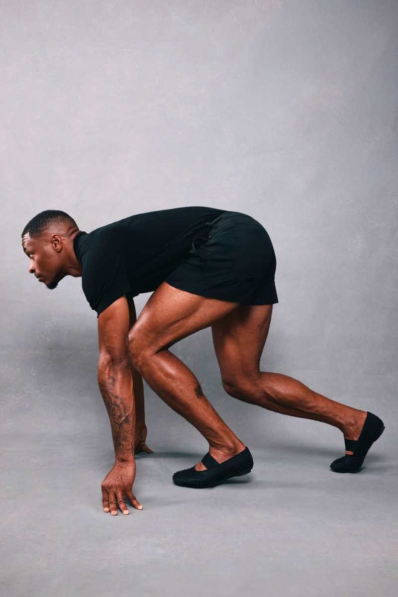 Ballet Meets Punk Rock with PUMA and LGN's Minimalist Mostro Ballet Meets Punk Rock with PUMA and LGN's Minimalist Mostro Vanity Teen 虚荣青年 Lifestyle & new faces magazine