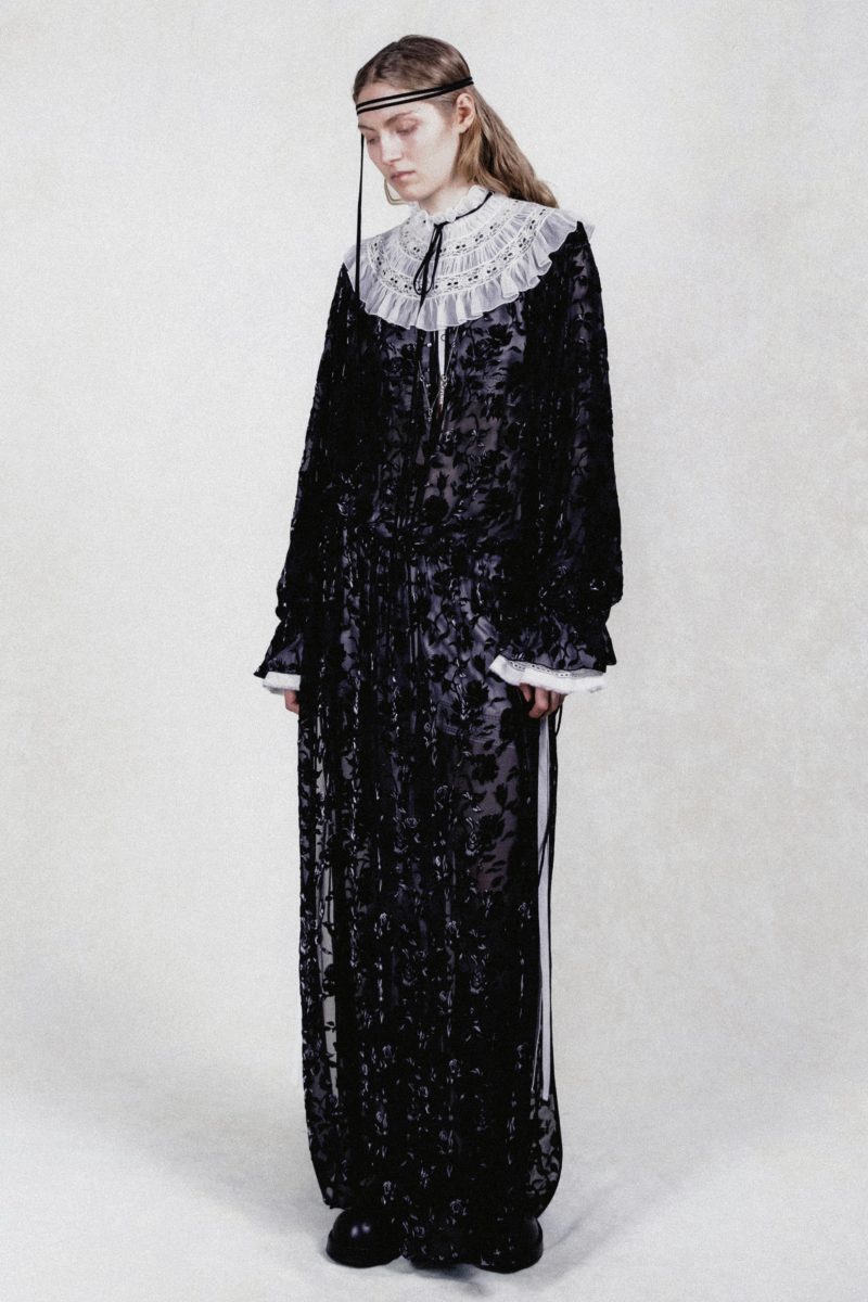 Ann Demeulemeester Unveils Pre-Fall 2026 Ann Demeulemeester Unveils Pre-Fall 2026 Vanity Teen 虚荣青年 Lifestyle & new faces magazine