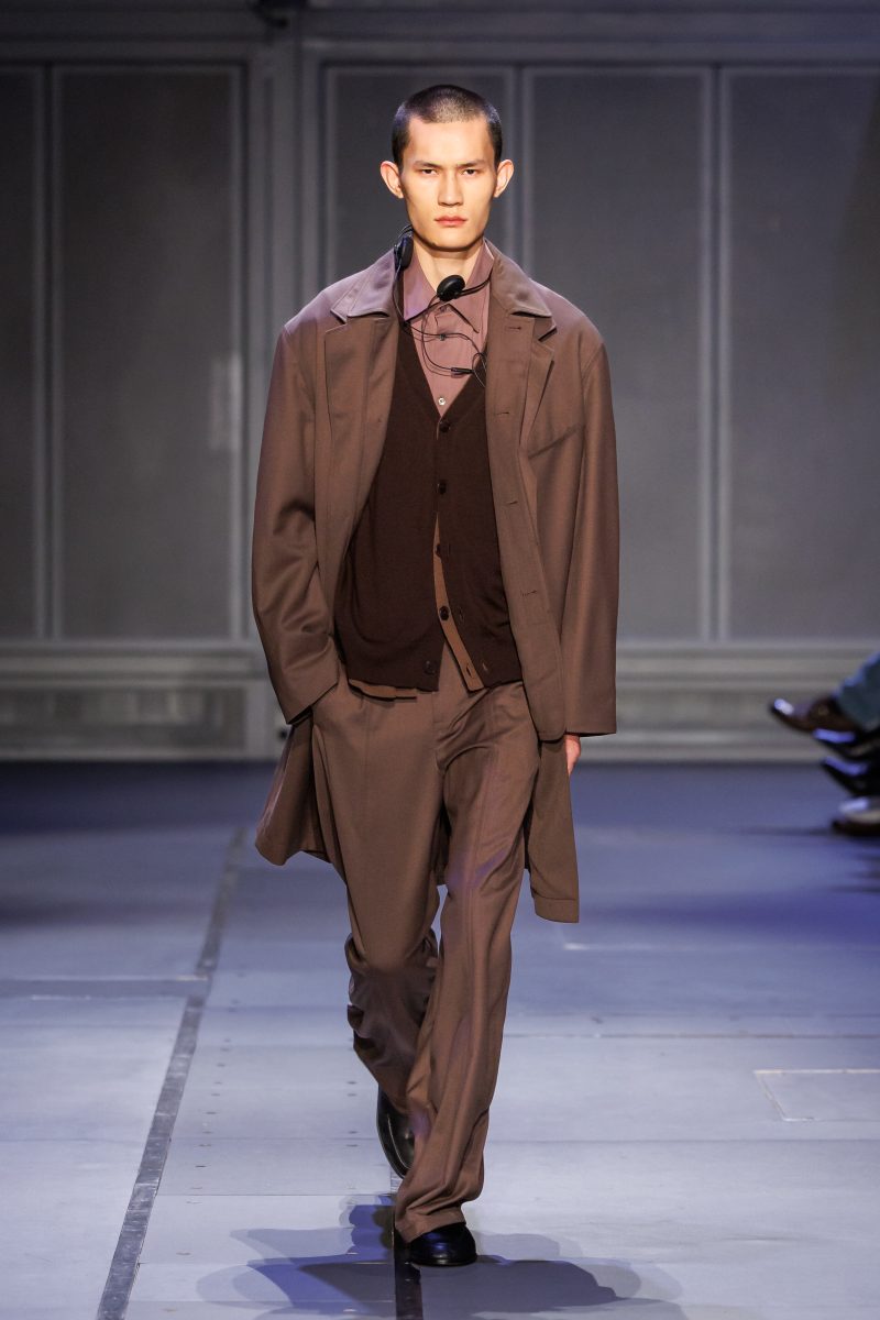 ÉTUDES STUDIO FW26-27 ko COLLECTION - RÉSONANCES ÉTUDES STUDIO FW26-27 ko COLLECTION - RÉSONANCES Vanity Teen 虚荣青年 Lifestyle & new faces magazine