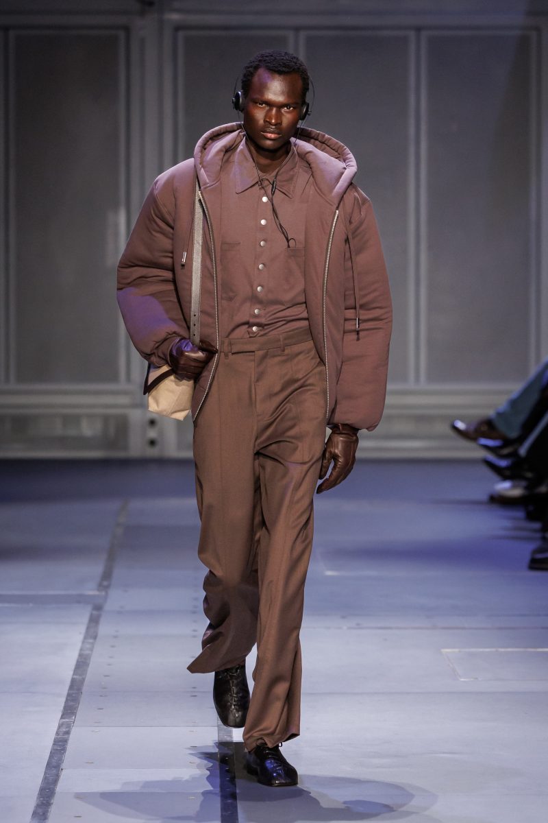 ÉTUDES STUDIO FW26-27 ko COLLECTION - RÉSONANCES ÉTUDES STUDIO FW26-27 ko COLLECTION - RÉSONANCES Vanity Teen 虚荣青年 Lifestyle & new faces magazine