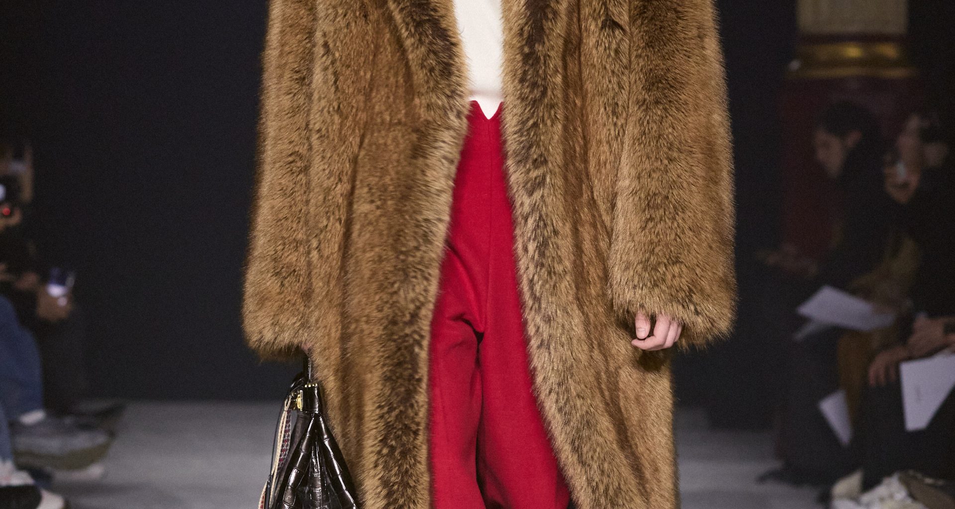 Wooyoungmi FW26 Collection - South Korean winters are cold Vanity Teen 虚荣青年 Lifestyle & new faces magazine Wooyoungmi FW26 Collection - South Korean winters are cold Wooyoungmi FW26 Collection - South Korean winters are cold Vanity Teen 虚荣青年 Lifestyle & new faces magazine