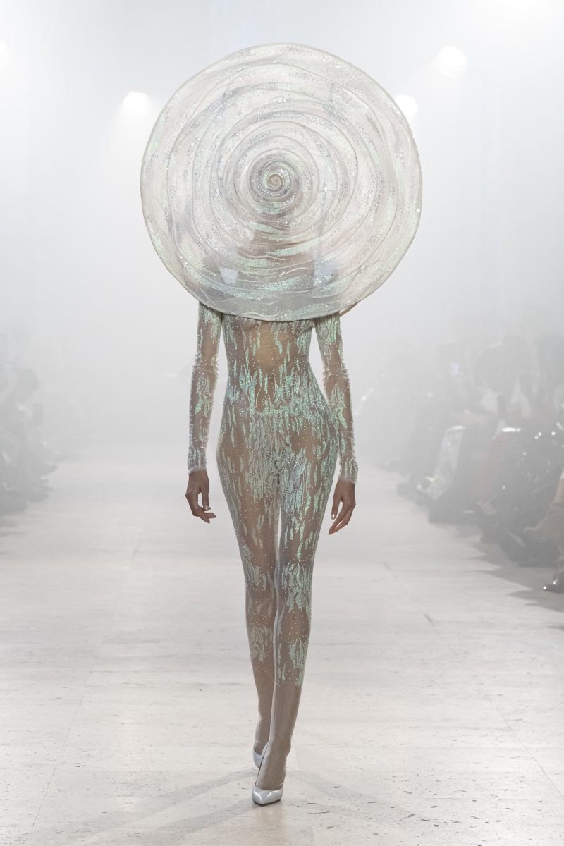 Rahul Mishra Spring 2026 Couture Collection - “Alchemy” Rahul Mishra Spring 2026 Couture Collection - “Alchemy” Vanity Teen 虚荣青年 Lifestyle & new faces magazine