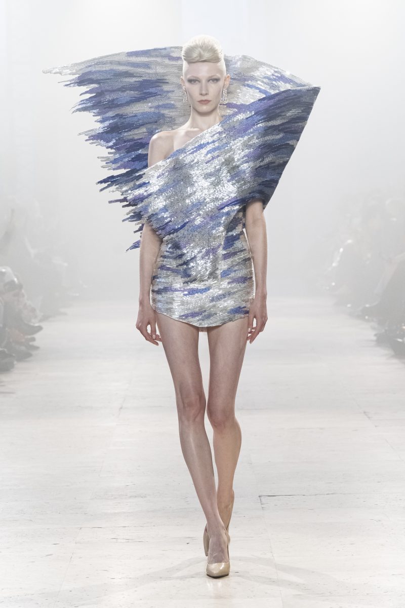 Rahul Mishra Spring 2026 Couture Collection - “Alchemy” Rahul Mishra Spring 2026 Couture Collection - “Alchemy” Vanity Teen 虚荣青年 Lifestyle & new faces magazine