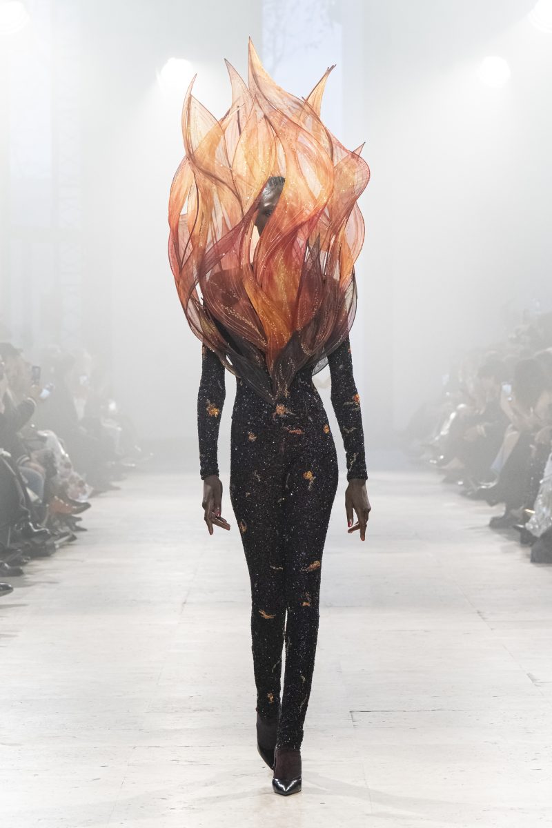 Rahul Mishra Spring 2026 Couture Collection - “Alchemy” Rahul Mishra Spring 2026 Couture Collection - “Alchemy” Vanity Teen 虚荣青年 Lifestyle & new faces magazine