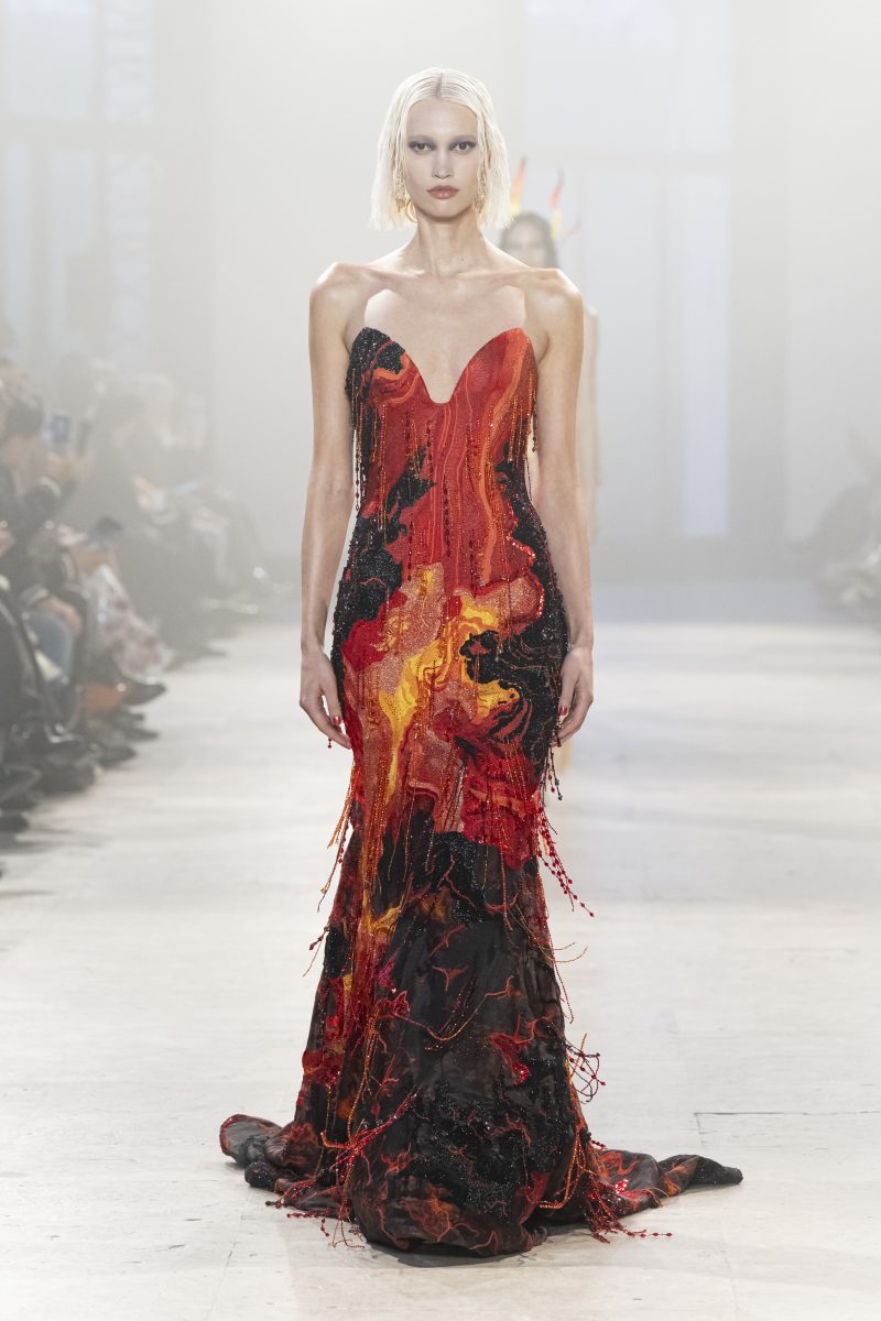 Rahul Mishra Spring 2026 Couture Collection - “Alchemy” Rahul Mishra Spring 2026 Couture Collection - “Alchemy” Vanity Teen 虚荣青年 Lifestyle & new faces magazine
