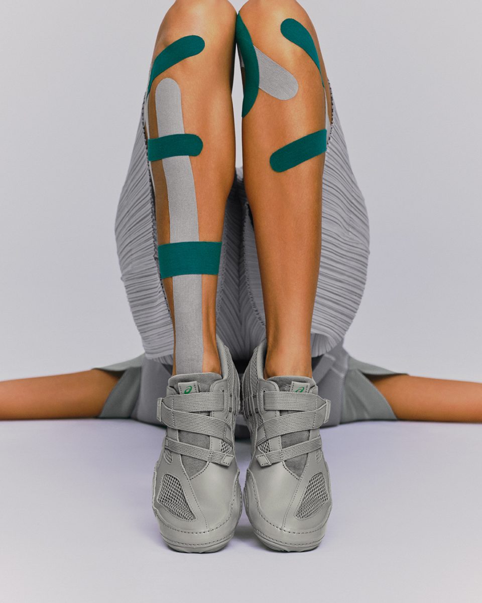 Miyake Design Studio x ASICS Sportstyle HYPER TAPING™︎ Miyake Design Studio x ASICS Sportstyle HYPER TAPING™︎ Vanity Teen 虚荣青年 Lifestyle & new faces magazine