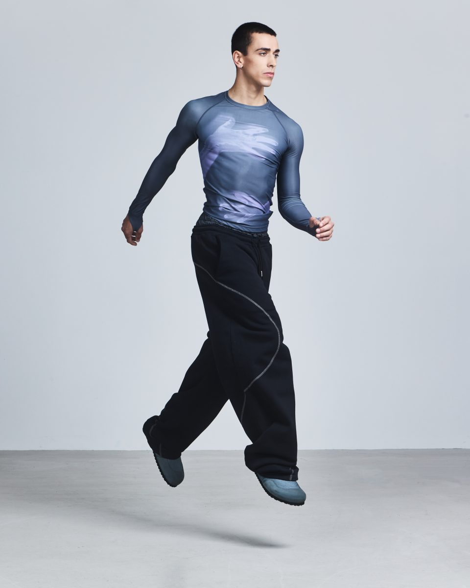 SAUL NASH LAUNCHES SS26 COLLECTION: “EMBRACE” SAUL NASH LAUNCHES SS26 COLLECTION: “EMBRACE” Vanity Teen 虚荣青年 Lifestyle & new faces magazine