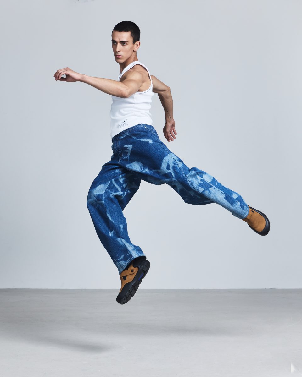 SAUL NASH LAUNCHES SS26 COLLECTION: “EMBRACE” SAUL NASH LAUNCHES SS26 COLLECTION: “EMBRACE” Vanity Teen 虚荣青年 Lifestyle & new faces magazine