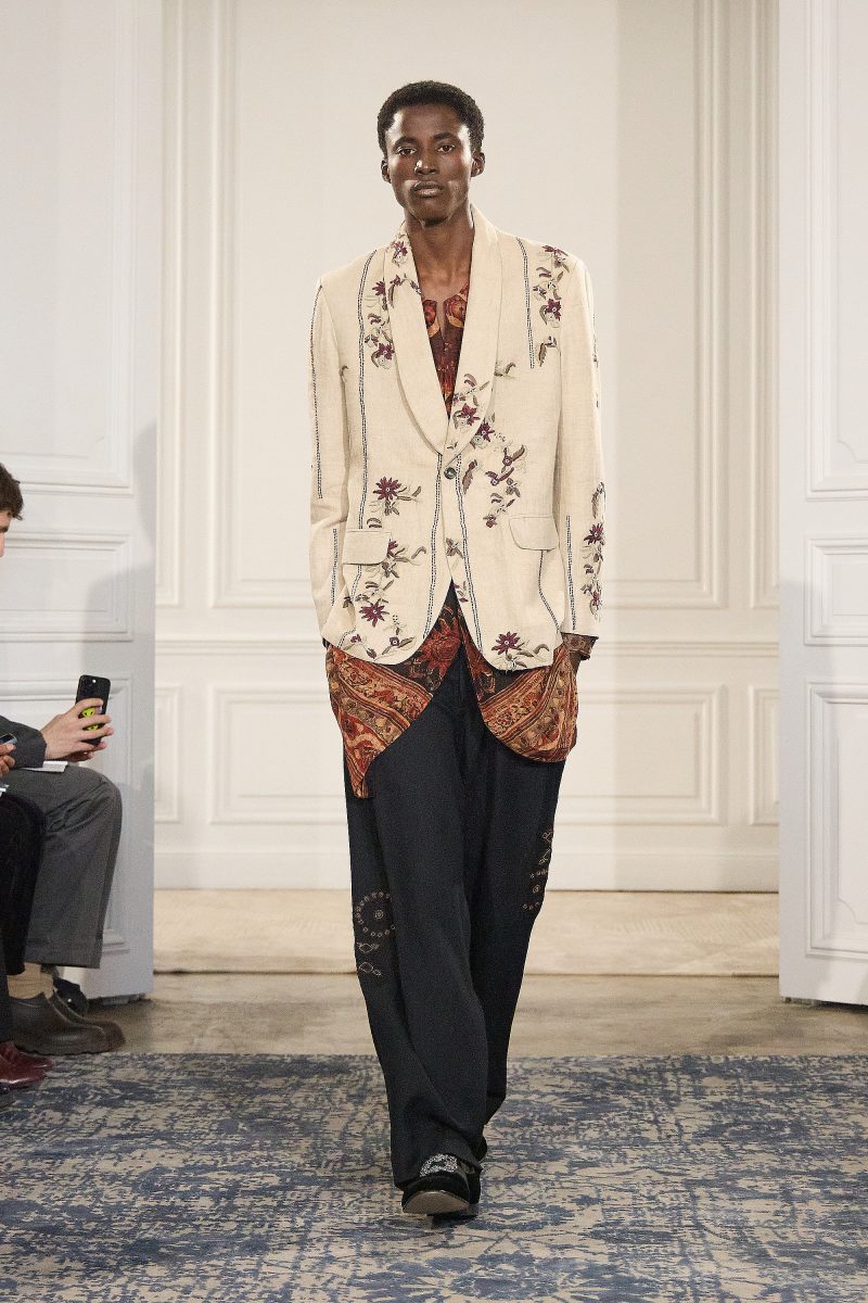 KARTIK RESEARCH PRESENTS FW26 COLLECTION AT PFW - “RAAG” KARTIK RESEARCH PRESENTS FW26 COLLECTION AT PFW - “RAAG” Vanity Teen 虚荣青年 Lifestyle & new faces magazine