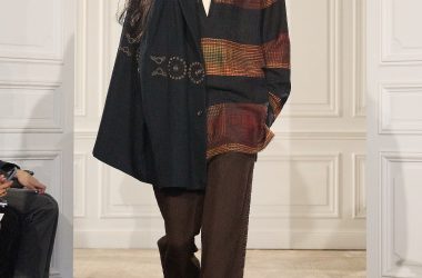 KARTIK RESEARCH PRESENTS FW26 COLLECTION AT PFW - “RAAG” KARTIK RESEARCH PRESENTS FW26 COLLECTION AT PFW - “RAAG” Vanity Teen 虚荣青年 Lifestyle & new faces magazine