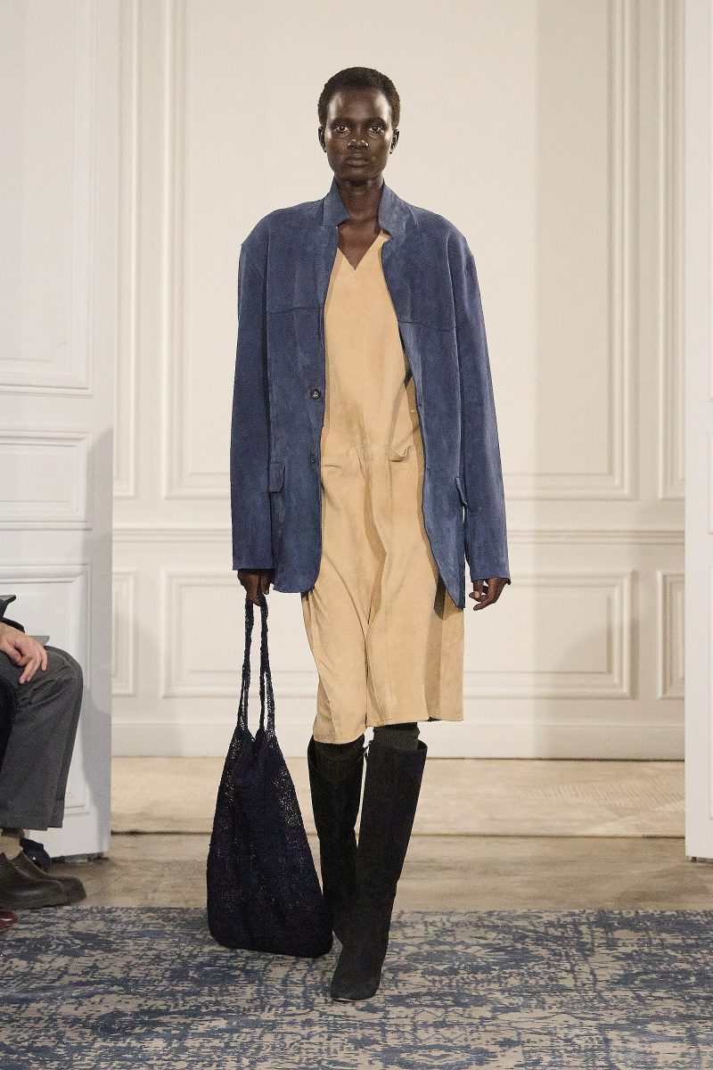 KARTIK RESEARCH PRESENTS FW26 COLLECTION AT PFW - “RAAG” KARTIK RESEARCH PRESENTS FW26 COLLECTION AT PFW - “RAAG” Vanity Teen 虚荣青年 Lifestyle & new faces magazine