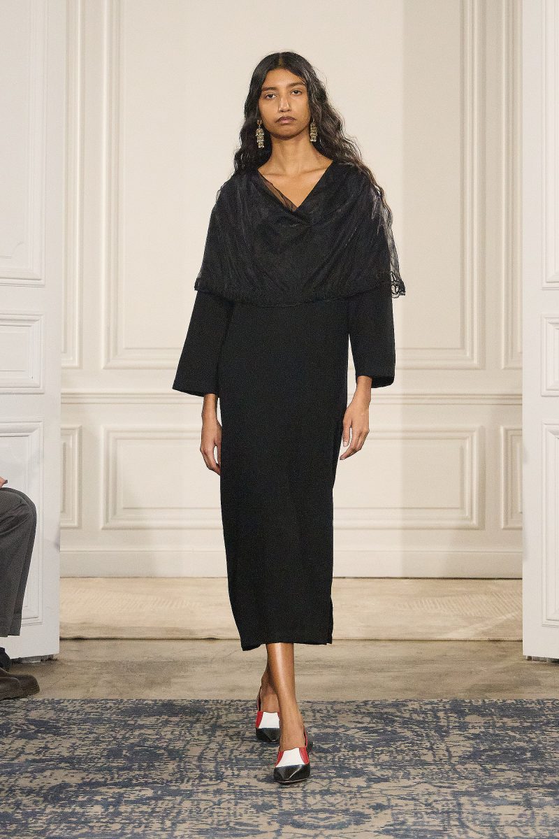 KARTIK RESEARCH PRESENTS FW26 COLLECTION AT PFW - “RAAG” KARTIK RESEARCH PRESENTS FW26 COLLECTION AT PFW - “RAAG” Vanity Teen 虚荣青年 Lifestyle & new faces magazine