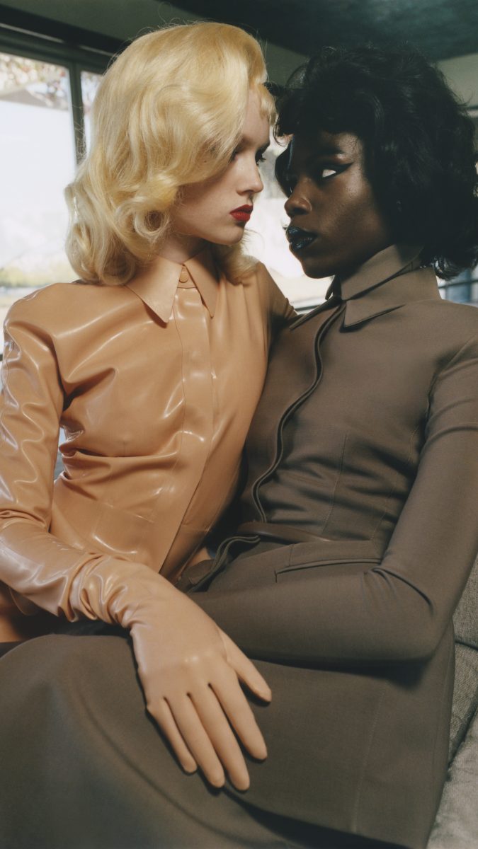 MUGLER UNVEILS ITS FIRST CAMPAIGN: STARDUST APHRODITE SPRING–SUMMER 2026 Vanity Teen 虚荣青年 Lifestyle & new faces magazine MUGLER UNVEILS ITS FIRST CAMPAIGN: STARDUST APHRODITE SPRING–SUMMER 2026 MUGLER UNVEILS ITS FIRST CAMPAIGN: STARDUST APHRODITE SPRING–SUMMER 2026 Vanity Teen 虚荣青年 Lifestyle & new faces magazine