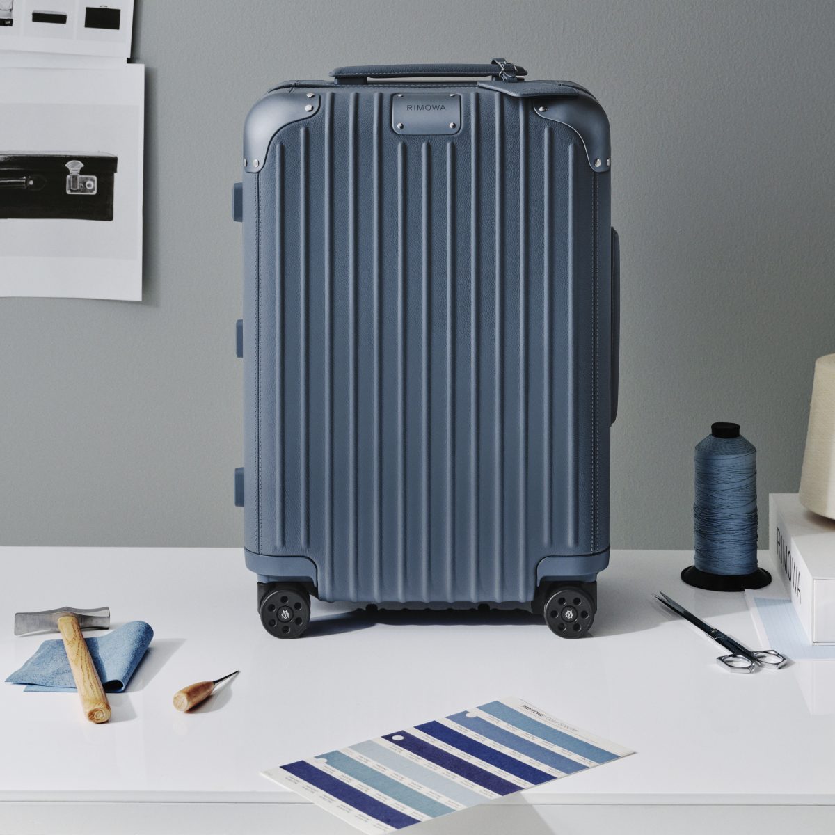 RIMOWA opens the new year with a soft powder blue hue across its Distinct, Original, Twist & Personal ranges RIMOWA opens the new year with a soft powder blue hue across its Distinct, Original, Twist & Personal ranges Vanity Teen 虚荣青年 Lifestyle & new faces magazine
