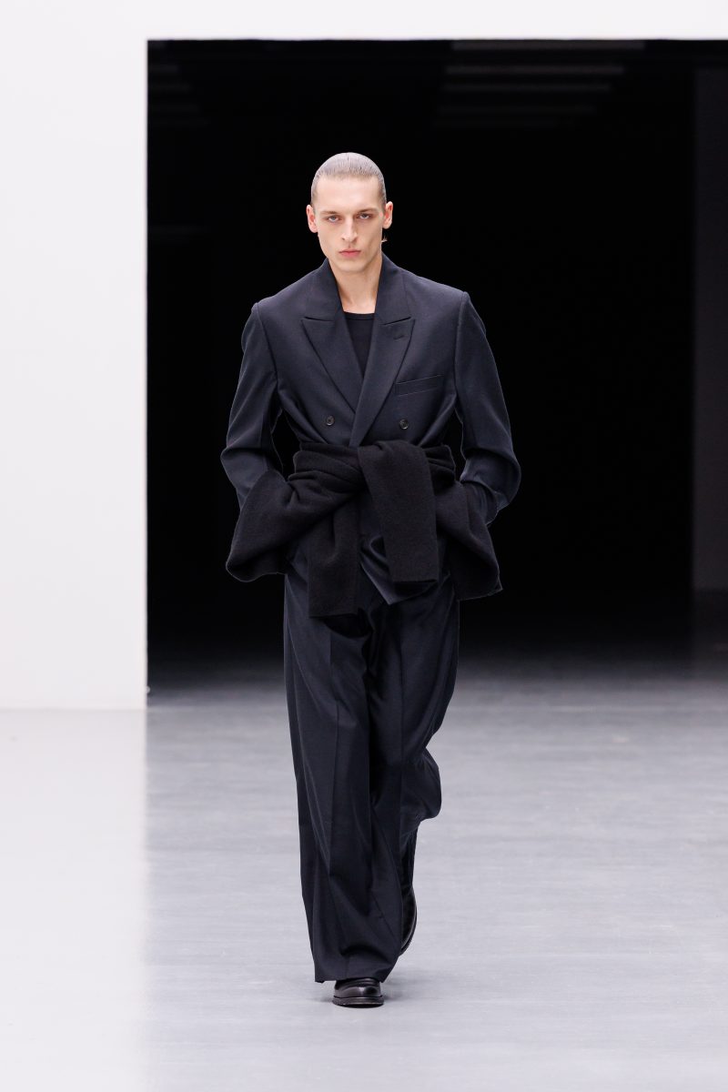 YOKE FW26 COLLECTION - BEYOND FORM YOKE FW26 COLLECTION - BEYOND FORM Vanity Teen 虚荣青年 Lifestyle & new faces magazine