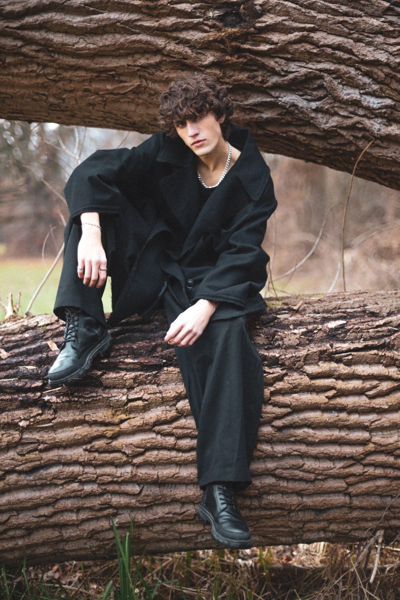 THE VOICE OF SILENCE THE VOICE OF SILENCE Vanity Teen 虚荣青年 Lifestyle & new faces magazine