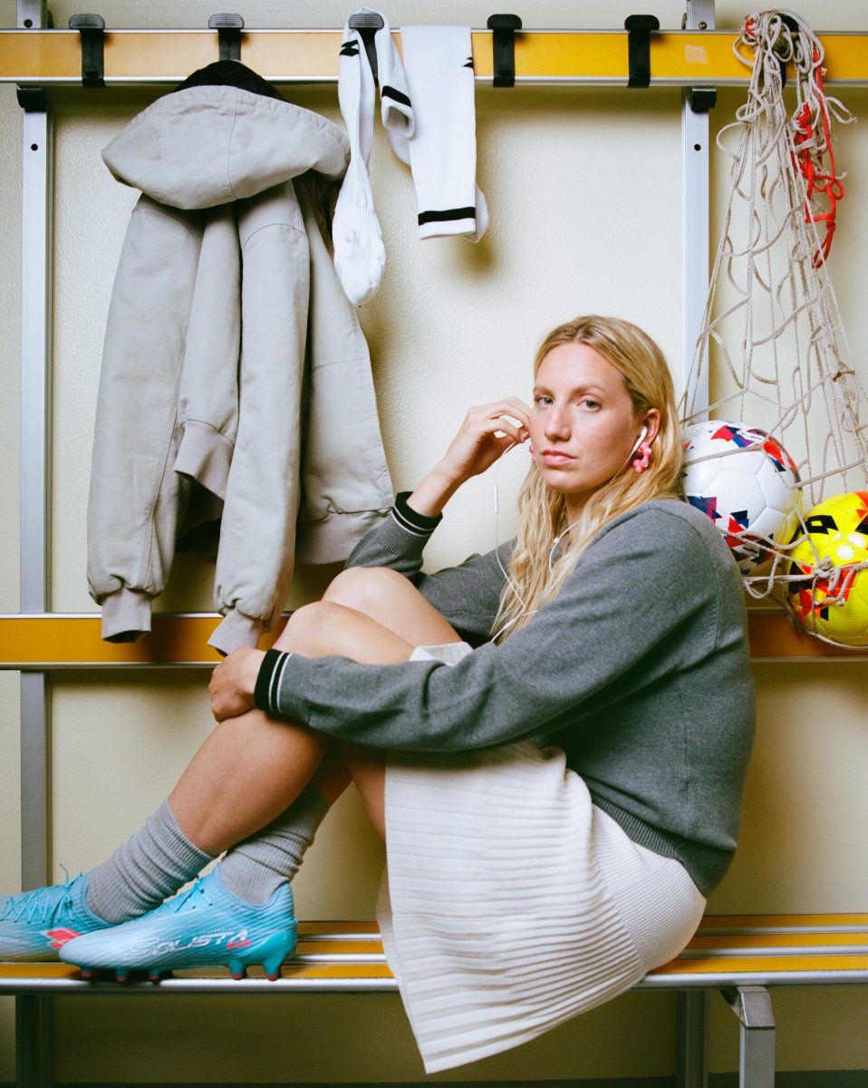 Irene Santi: Fearless on the Pitch Irene Santi: Fearless on the Pitch Vanity Teen 虚荣青年 Lifestyle & new faces magazine