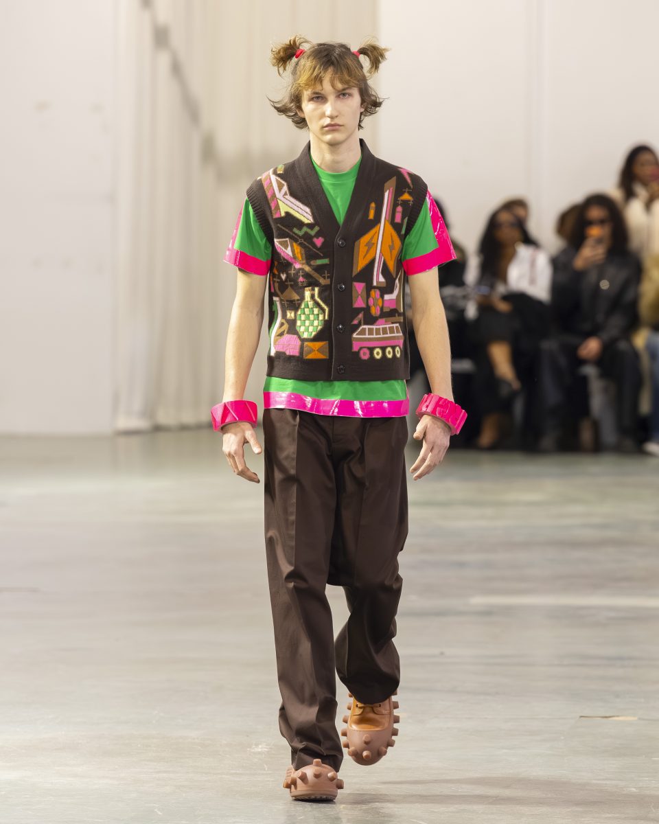 WALTER VAN BEIRENDONCK FW26 COLLECTION - SCARE the CROW / SCARECROW Vanity Teen 虚荣青年 Lifestyle & new faces magazine WALTER VAN BEIRENDONCK FW26 COLLECTION - SCARE the CROW / SCARECROW WALTER VAN BEIRENDONCK FW26 COLLECTION - SCARE the CROW / SCARECROW Vanity Teen 虚荣青年 Lifestyle & new faces magazine