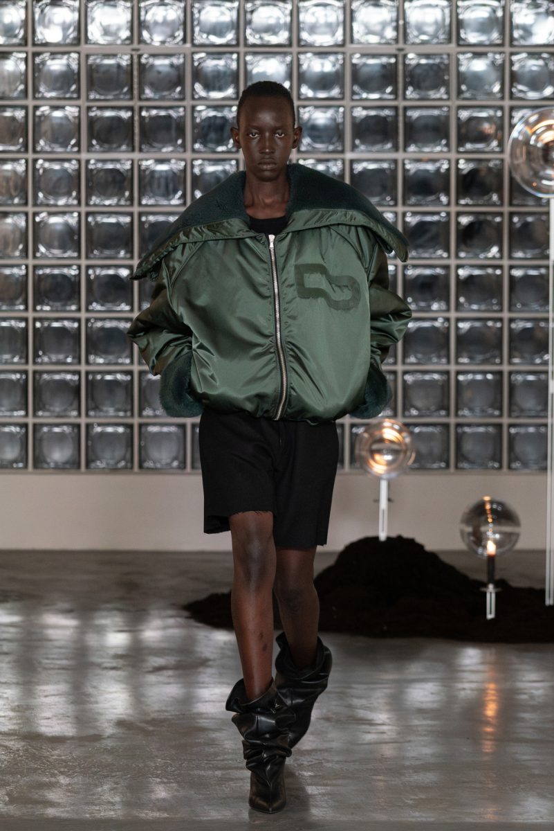 IN CONVERSATION WITH DOMENICO OREFICE: ''LUMEN'' IS SHEDDING LIGHT THROUGH INNOVATION IN FASHION Vanity Teen 虚荣青年 Lifestyle & new faces magazine IN CONVERSATION WITH DOMENICO OREFICE: ''LUMEN'' IS SHEDDING LIGHT THROUGH INNOVATION IN FASHION IN CONVERSATION WITH DOMENICO OREFICE: ''LUMEN'' IS SHEDDING LIGHT THROUGH INNOVATION IN FASHION Vanity Teen 虚荣青年 Lifestyle & new faces magazine