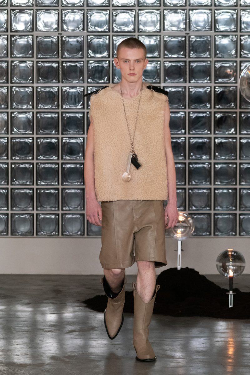 IN CONVERSATION WITH DOMENICO OREFICE: ''LUMEN'' IS SHEDDING LIGHT THROUGH INNOVATION IN FASHION Vanity Teen 虚荣青年 Lifestyle & new faces magazine IN CONVERSATION WITH DOMENICO OREFICE: ''LUMEN'' IS SHEDDING LIGHT THROUGH INNOVATION IN FASHION IN CONVERSATION WITH DOMENICO OREFICE: ''LUMEN'' IS SHEDDING LIGHT THROUGH INNOVATION IN FASHION Vanity Teen 虚荣青年 Lifestyle & new faces magazine