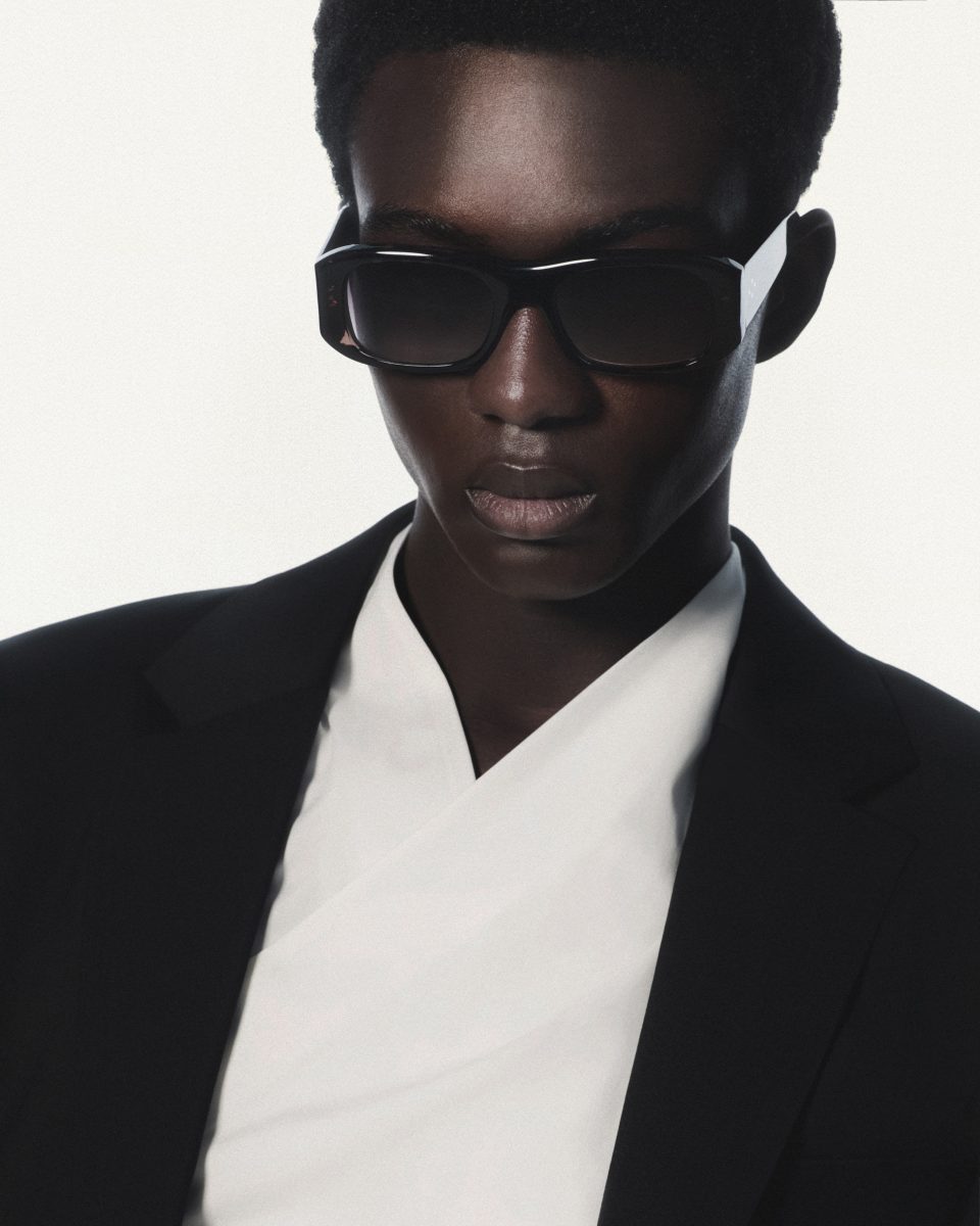 EMMANUELLE KHANH OPENS A NEW CHAPTER EMMANUELLE KHANH OPENS A NEW CHAPTER Vanity Teen 虚荣青年 Lifestyle & new faces magazine