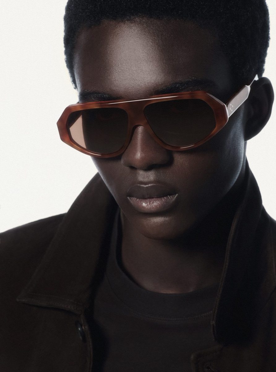 EMMANUELLE KHANH OPENS A NEW CHAPTER EMMANUELLE KHANH OPENS A NEW CHAPTER Vanity Teen 虚荣青年 Lifestyle & new faces magazine