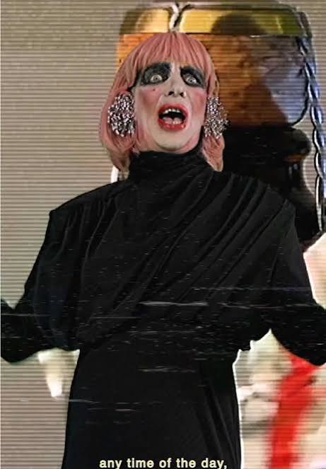 THE HOUSE OF MUGLER UNVEILS NEW DIGITAL SERIES STARRING AVANT-GARDE PERFORMANCE ARTISTE DAVID HOYLE THE HOUSE OF MUGLER UNVEILS NEW DIGITAL SERIES STARRING AVANT-GARDE PERFORMANCE ARTISTE DAVID HOYLE Vanity Teen 虚荣青年 Lifestyle & new faces magazine