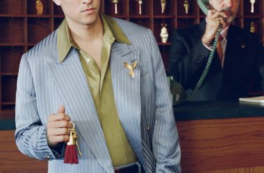 Check In: AMIRI SS26 Turns Hollywood Into a Fever Dream Check In: AMIRI SS26 Turns Hollywood Into a Fever Dream Vanity Teen 虚荣青年 Lifestyle & new faces magazine