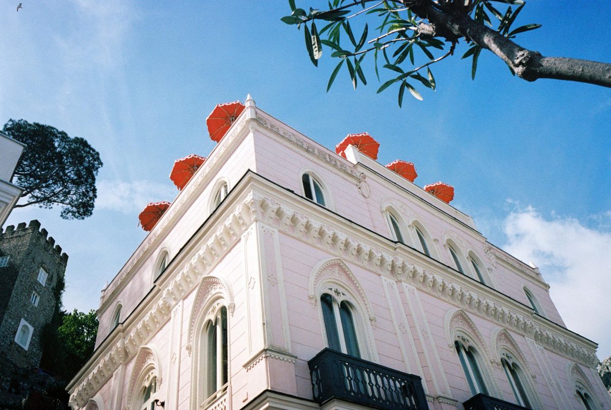 Il Capri Hotel: A New Escape on the Island of Capri Il Capri Hotel: A New Escape on the Island of Capri Vanity Teen 虚荣青年 Lifestyle & new faces magazine