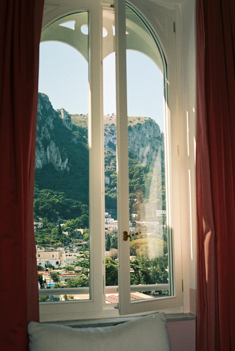 Il Capri Hotel: A New Escape on the Island of Capri Il Capri Hotel: A New Escape on the Island of Capri Vanity Teen 虚荣青年 Lifestyle & new faces magazine