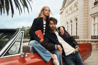 TOMMY HILFIGER SPRING 2026: A NEW GENERATION OF “CLASSIC AMERICAN COOL” TOMMY HILFIGER SPRING 2026: A NEW GENERATION OF “CLASSIC AMERICAN COOL” Vanity Teen 虚荣青年 Lifestyle & new faces magazine