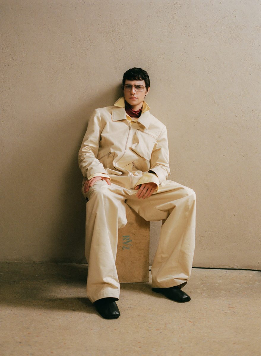 The Quiet Force of The Hustler: GAL NELL DAHAN FW26 Vanity Teen 虚荣青年 Lifestyle & new faces magazine The Quiet Force of The Hustler: GAL NELL DAHAN FW26 The Quiet Force of The Hustler: GAL NELL DAHAN FW26 Vanity Teen 虚荣青年 Lifestyle & new faces magazine