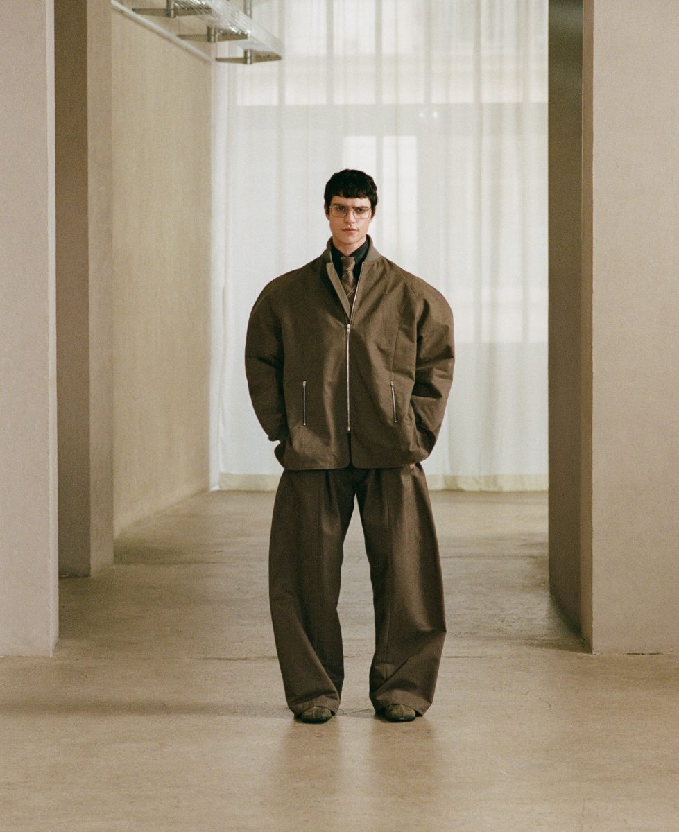 The Quiet Force of The Hustler: GAL NELL DAHAN FW26 Vanity Teen 虚荣青年 Lifestyle & new faces magazine The Quiet Force of The Hustler: GAL NELL DAHAN FW26 The Quiet Force of The Hustler: GAL NELL DAHAN FW26 Vanity Teen 虚荣青年 Lifestyle & new faces magazine