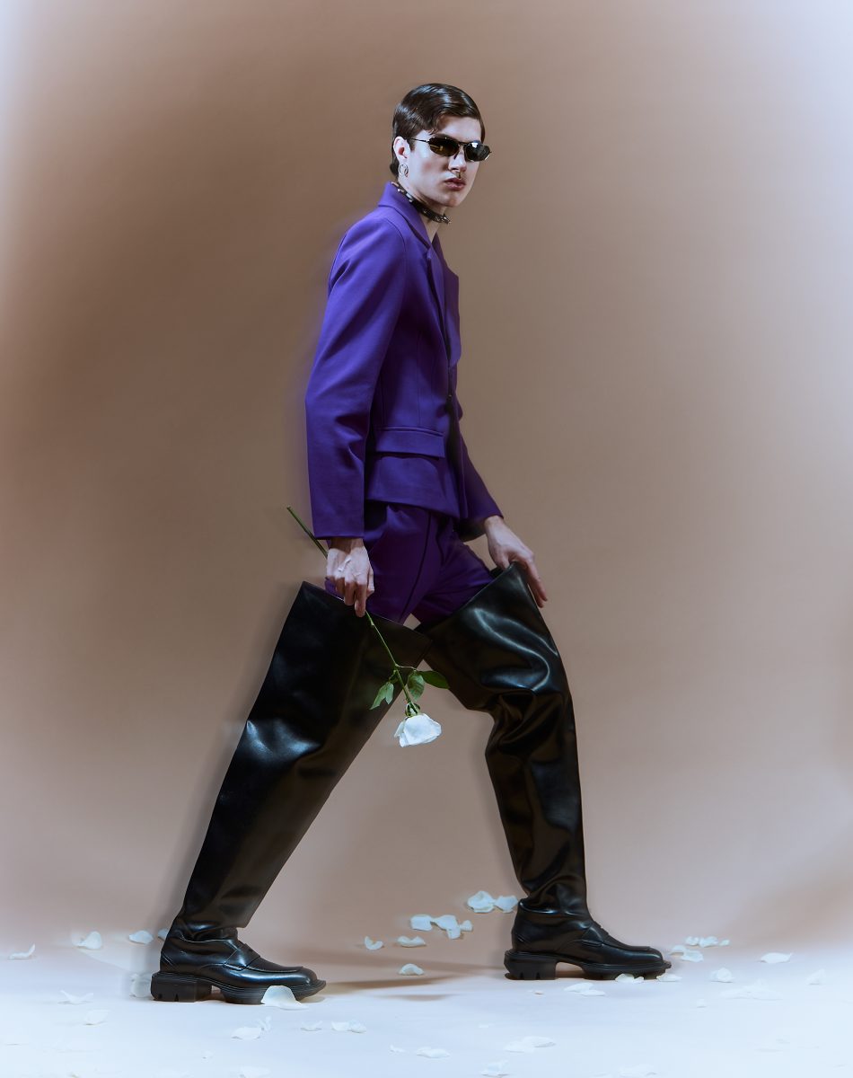 Love, But Make It Unruly Vanity Teen 虚荣青年 Lifestyle & new faces magazine Love, But Make It Unruly Love, But Make It Unruly Vanity Teen 虚荣青年 Lifestyle & new faces magazine