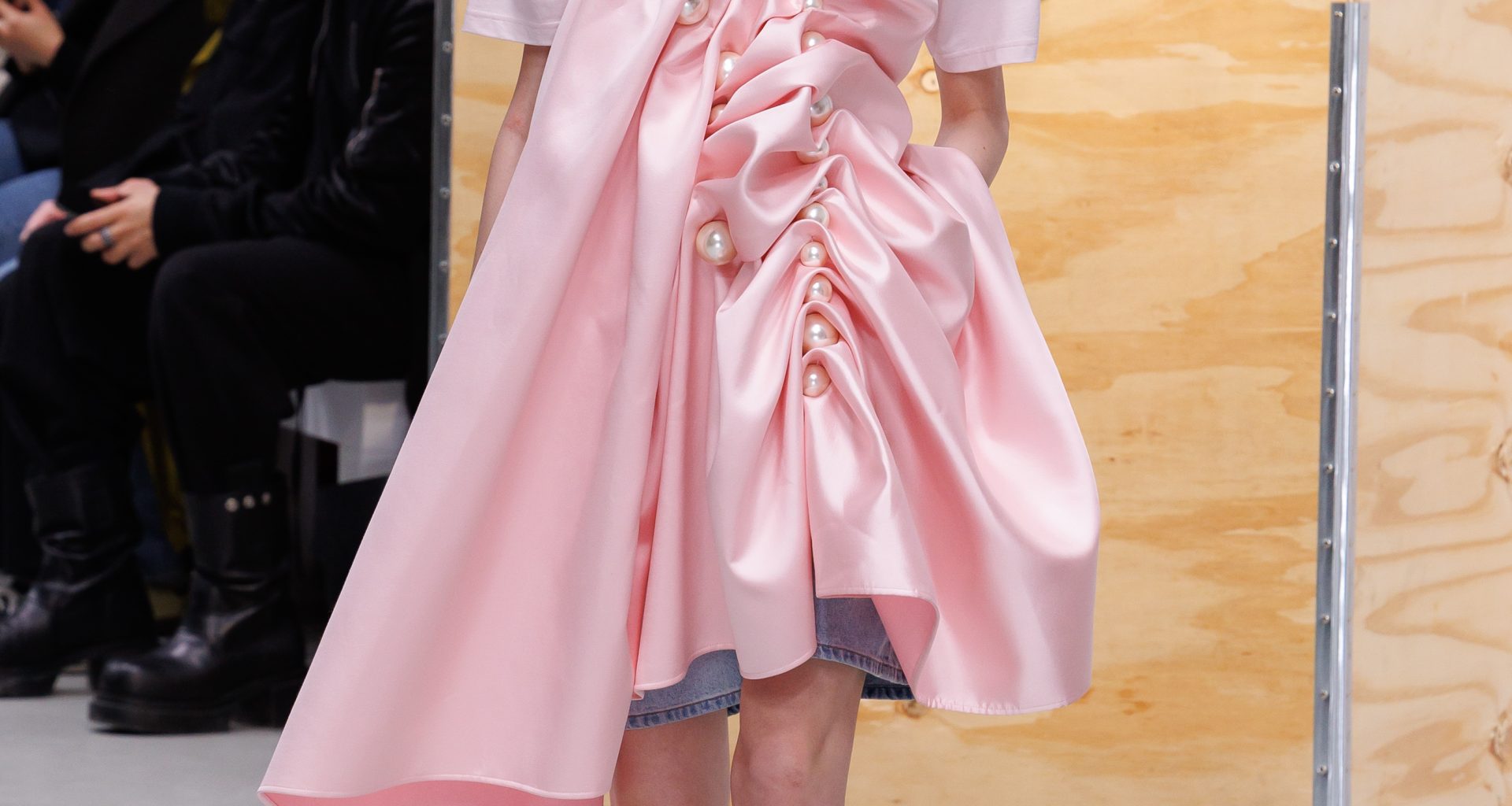 On Our Radar: KIMHĒKIM’s Ten-Year Dissolution On Our Radar: KIMHĒKIM’s Ten-Year Dissolution Vanity Teen 虚荣青年 Lifestyle & new faces magazine