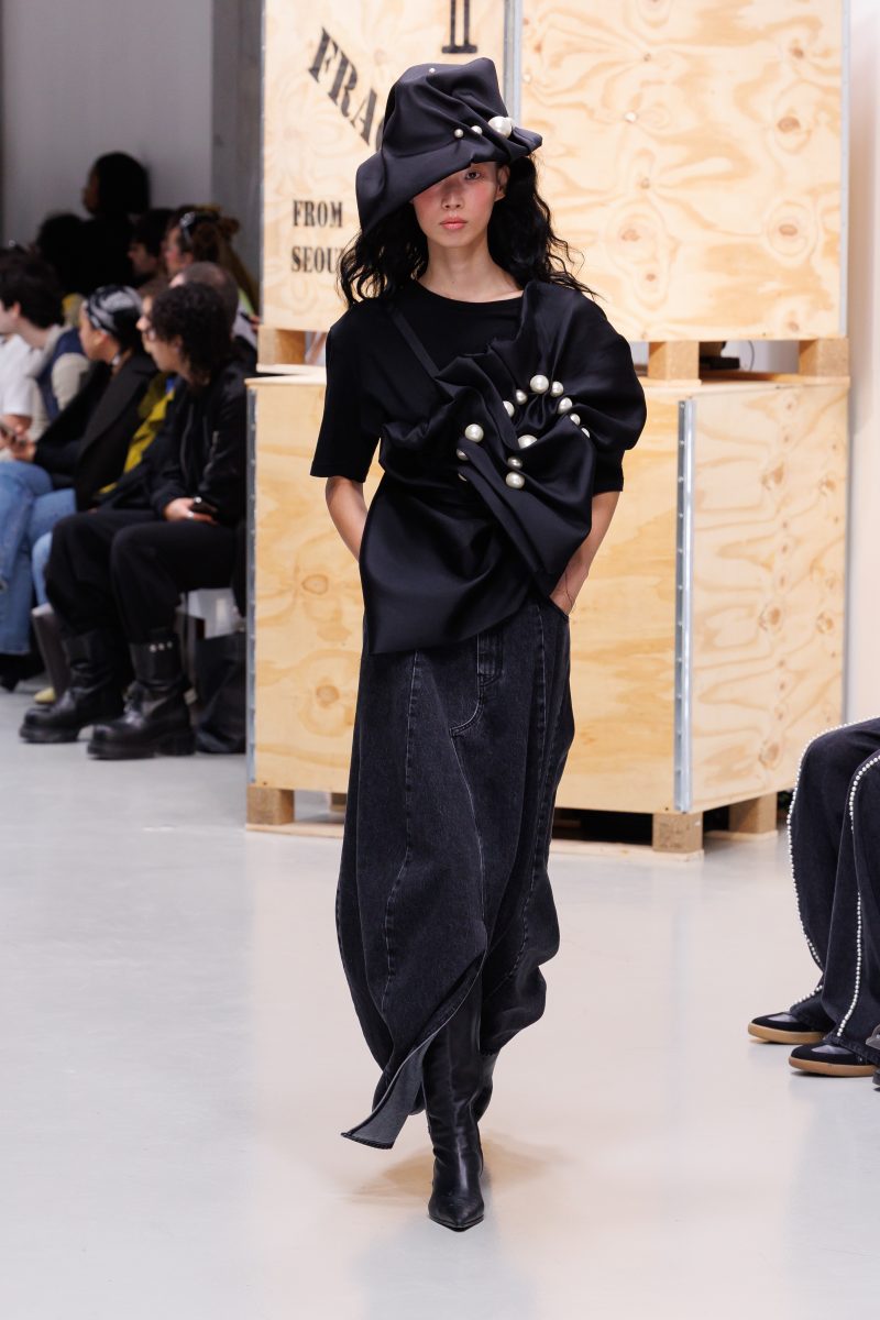 On Our Radar: KIMHĒKIM’s Ten-Year Dissolution On Our Radar: KIMHĒKIM’s Ten-Year Dissolution Vanity Teen 虚荣青年 Lifestyle & new faces magazine