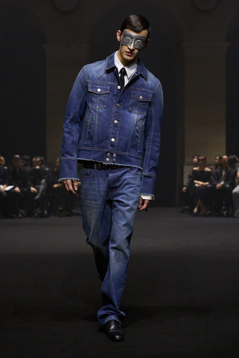 On Our Radar: Matières Fécales’ The One Percent Is a Brutal Study of Power On Our Radar: Matières Fécales’ The One Percent Is a Brutal Study of Power Vanity Teen 虚荣青年 Lifestyle & new faces magazine