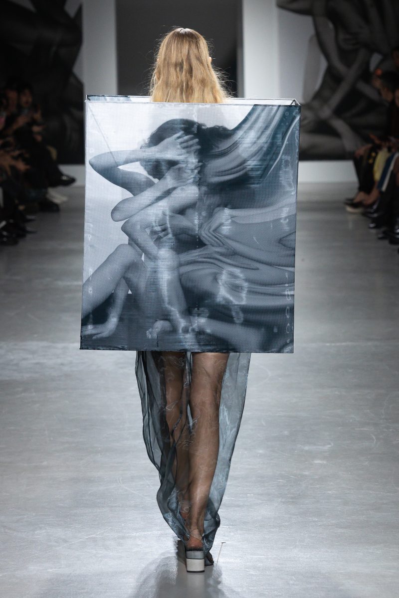 On Our Radar FW26: HAYELI’s MULTIPLE Takes Over Palais de Tokyo On Our Radar FW26: HAYELI’s MULTIPLE Takes Over Palais de Tokyo Vanity Teen 虚荣青年 Lifestyle & new faces magazine