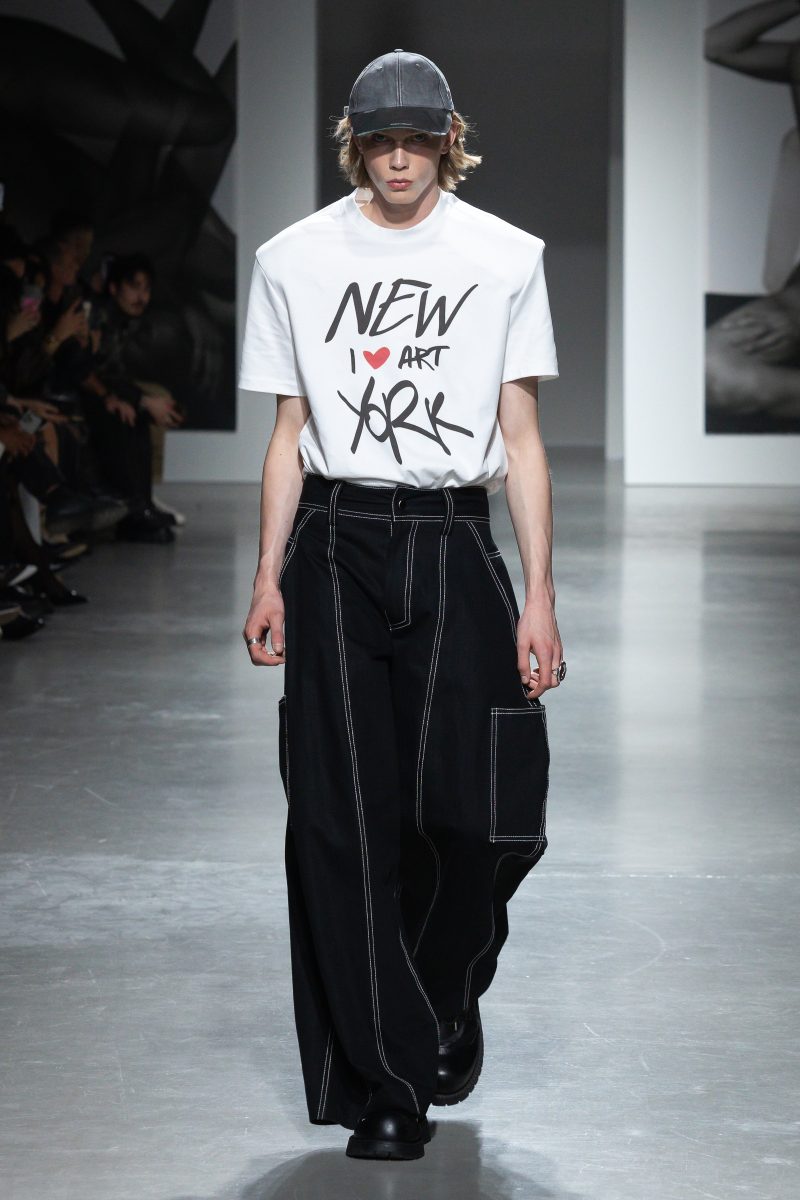 On Our Radar FW26: HAYELI’s MULTIPLE Takes Over Palais de Tokyo On Our Radar FW26: HAYELI’s MULTIPLE Takes Over Palais de Tokyo Vanity Teen 虚荣青年 Lifestyle & new faces magazine