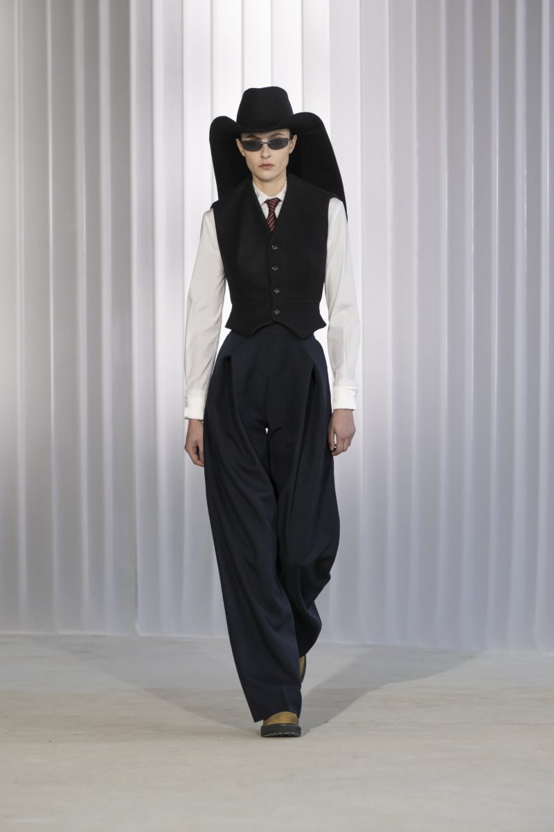 On Our Radar: Jean Paul Gaultier FW26 — Duran Lantink Turns the House Upside Down On Our Radar: Jean Paul Gaultier FW26 — Duran Lantink Turns the House Upside Down Vanity Teen 虚荣青年 Lifestyle & new faces magazine