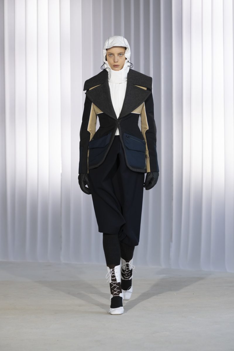 On Our Radar: Jean Paul Gaultier FW26 — Duran Lantink Turns the House Upside Down On Our Radar: Jean Paul Gaultier FW26 — Duran Lantink Turns the House Upside Down Vanity Teen 虚荣青年 Lifestyle & new faces magazine