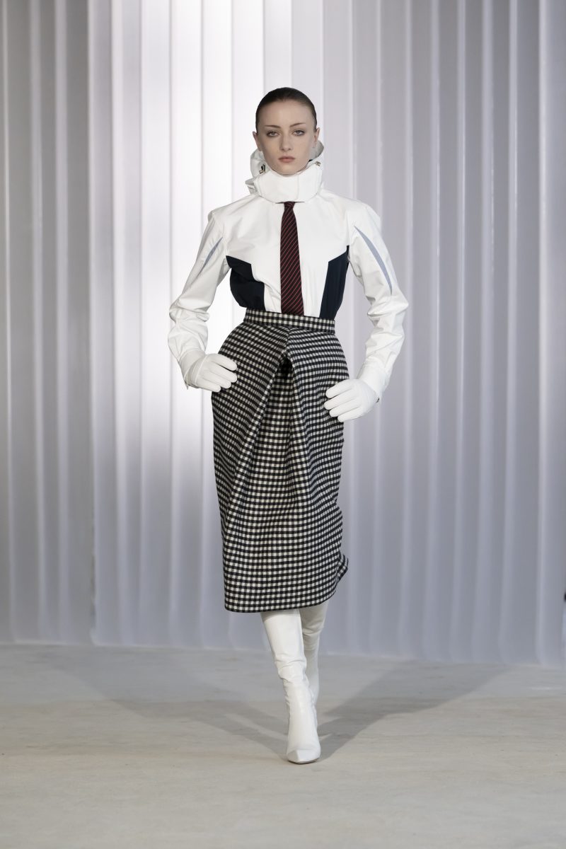 On Our Radar: Jean Paul Gaultier FW26 — Duran Lantink Turns the House Upside Down On Our Radar: Jean Paul Gaultier FW26 — Duran Lantink Turns the House Upside Down Vanity Teen 虚荣青年 Lifestyle & new faces magazine