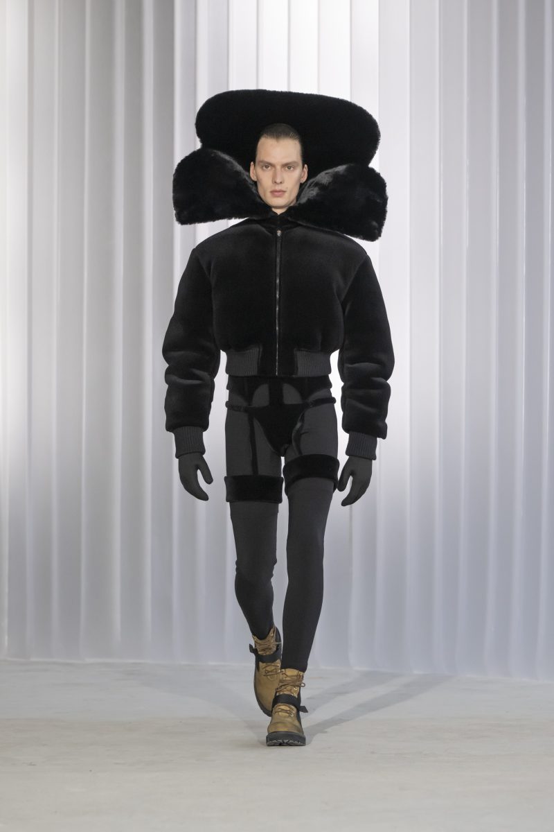 On Our Radar: Jean Paul Gaultier FW26 — Duran Lantink Turns the House Upside Down On Our Radar: Jean Paul Gaultier FW26 — Duran Lantink Turns the House Upside Down Vanity Teen 虚荣青年 Lifestyle & new faces magazine