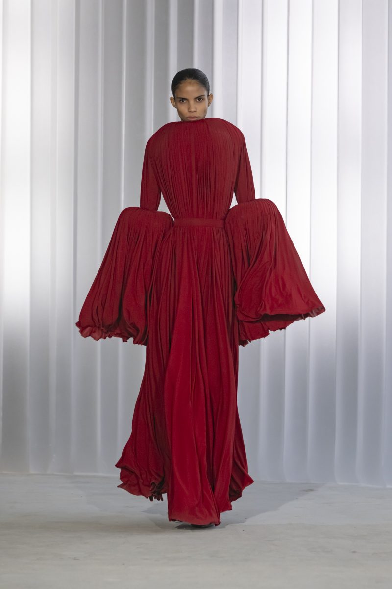 On Our Radar: Jean Paul Gaultier FW26 — Duran Lantink Turns the House Upside Down On Our Radar: Jean Paul Gaultier FW26 — Duran Lantink Turns the House Upside Down Vanity Teen 虚荣青年 Lifestyle & new faces magazine