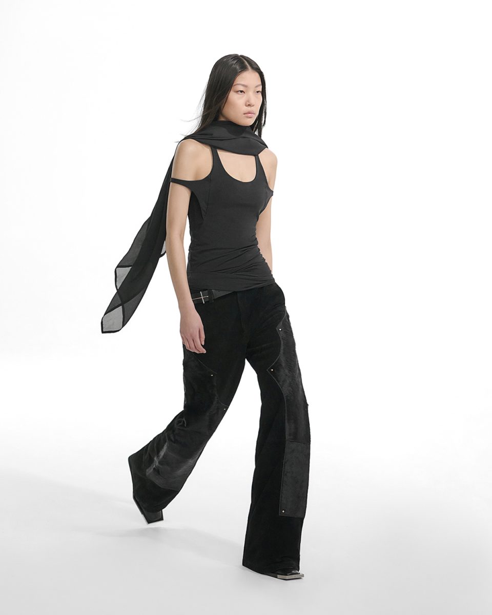 EQUINE: Riding the Edge of Summer with Heliot Emil SS26 EQUINE: Riding the Edge of Summer with Heliot Emil SS26 Vanity Teen 虚荣青年 Lifestyle & new faces magazine