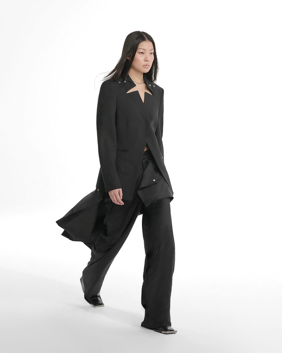 EQUINE: Riding the Edge of Summer with Heliot Emil SS26 EQUINE: Riding the Edge of Summer with Heliot Emil SS26 Vanity Teen 虚荣青年 Lifestyle & new faces magazine