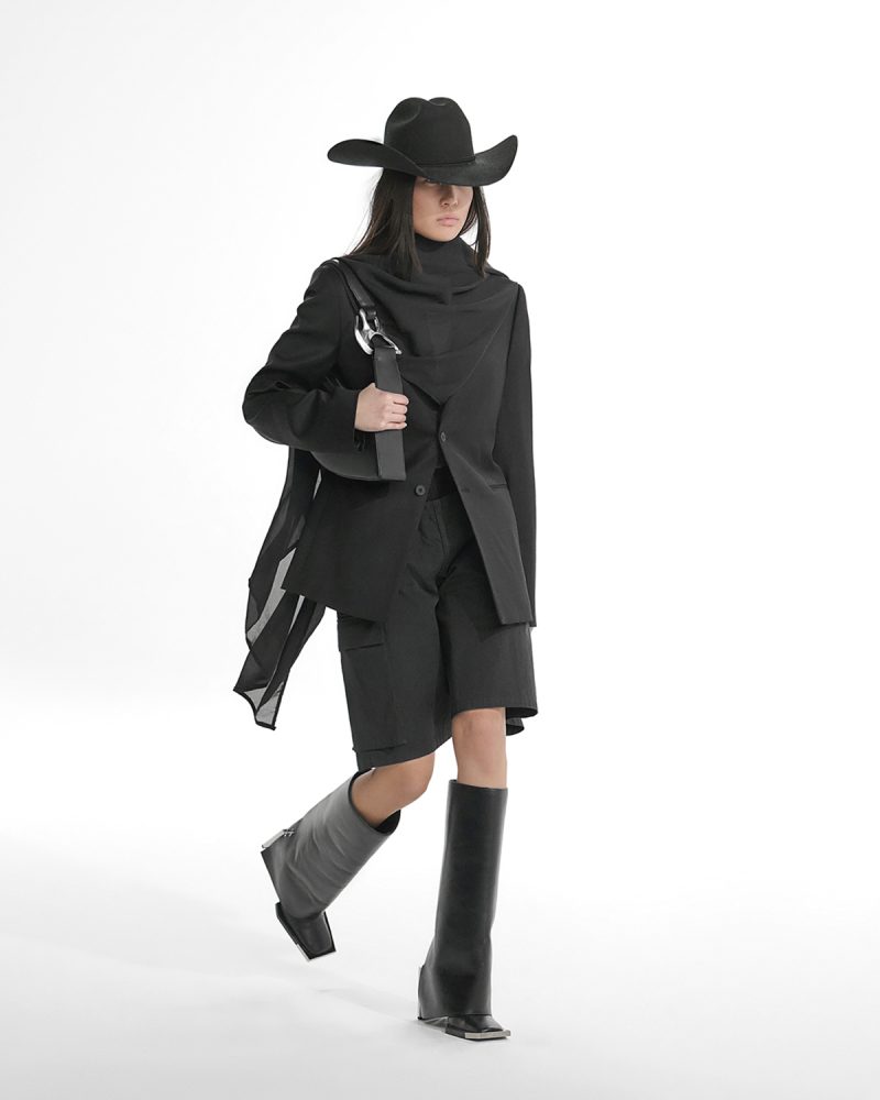 EQUINE: Riding the Edge of Summer with Heliot Emil SS26 EQUINE: Riding the Edge of Summer with Heliot Emil SS26 Vanity Teen 虚荣青年 Lifestyle & new faces magazine