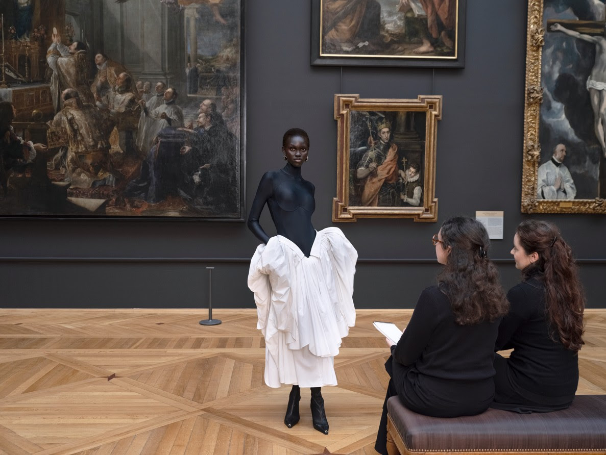 Marine Serre Paints the Louvre on the Body Vanity Teen 虚荣青年 Lifestyle & new faces magazine Marine Serre Paints the Louvre on the Body Marine Serre Paints the Louvre on the Body Vanity Teen 虚荣青年 Lifestyle & new faces magazine