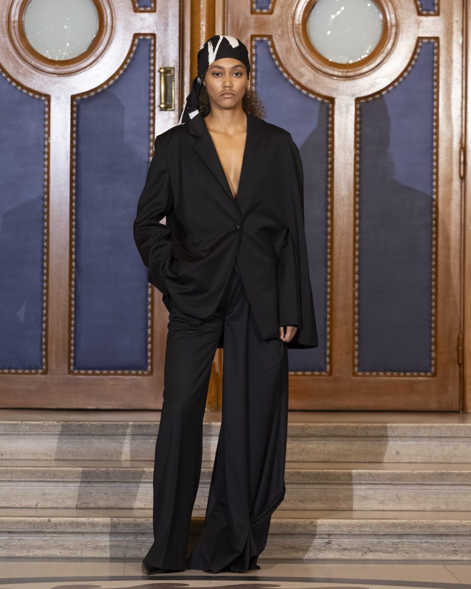 On Our Radar: MOSSI on Trial — Mossi Traoré Turns the Courtroom into a Runway for Paris Fashion Week On Our Radar: MOSSI on Trial — Mossi Traoré Turns the Courtroom into a Runway for Paris Fashion Week Vanity Teen 虚荣青年 Lifestyle & new faces magazine